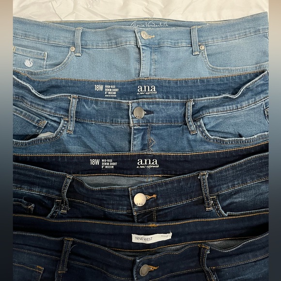 Ana, Ninewest, and Grace Vanderbilt Women’s Jean Shorts Lot Size- 18 - Picture 2 of 10